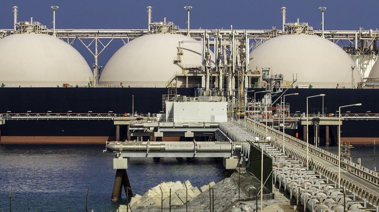 Liquefied Natural Gas (LNG) Liquefied Natural Gas (LNG)